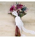 Ramo de novia con flor seca y preservada burdeos