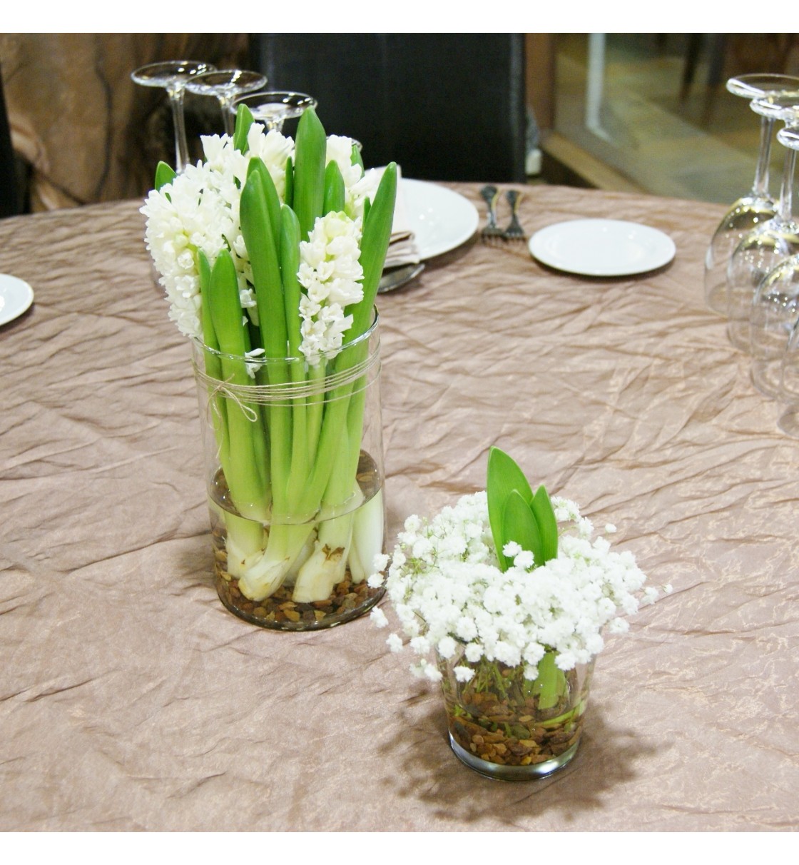 Decoración Palacio de la Serna con jacintos y paniculata blanca