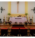 Decoración Iglesia de San Benito de Agudo con hortensia y rosa ramificada