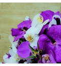 Ramo de novia en cascada con orquídeas