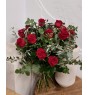 Catorce rosas rojas